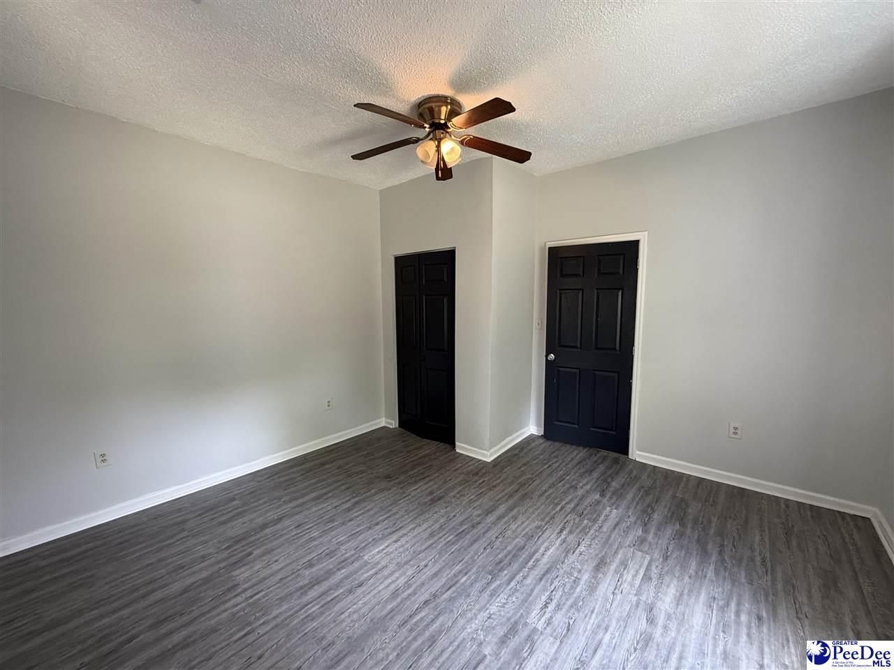 357 Huger St Photo 7