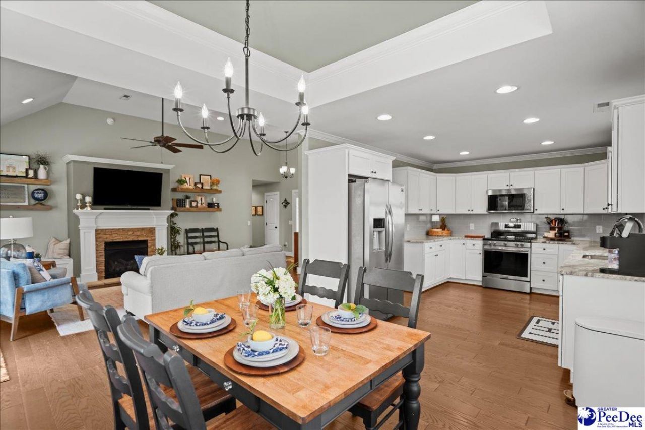 1105 Huntington Drive Photo 11