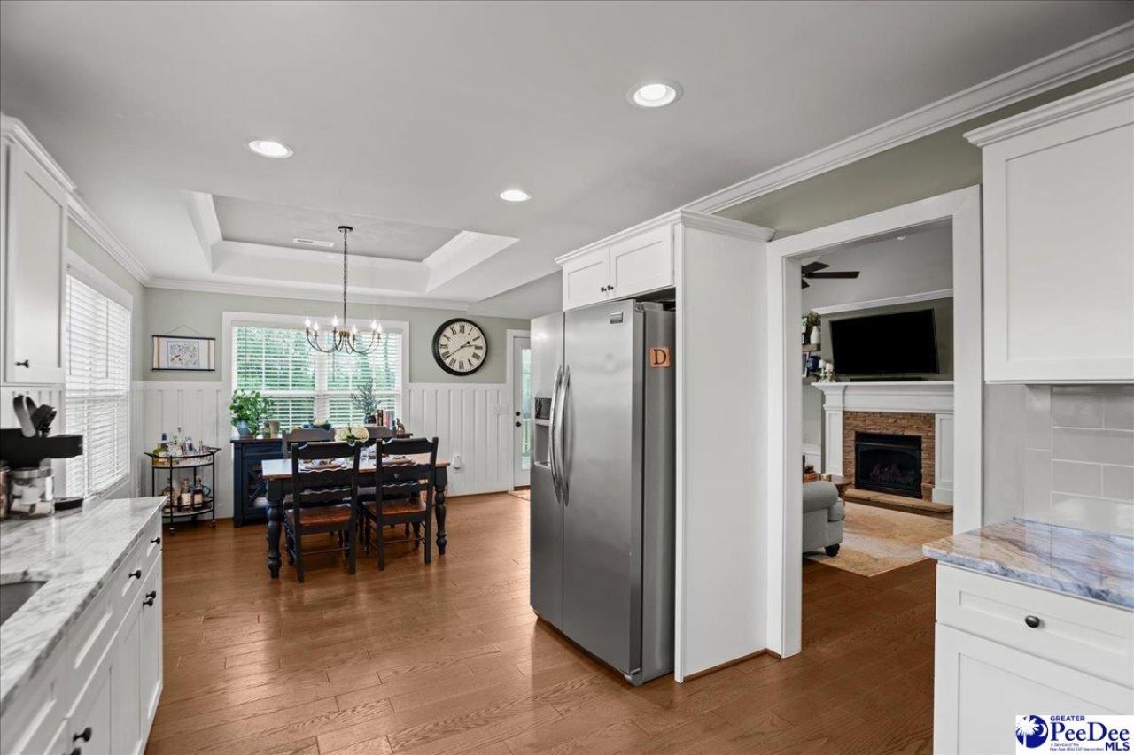 1105 Huntington Drive Photo 15