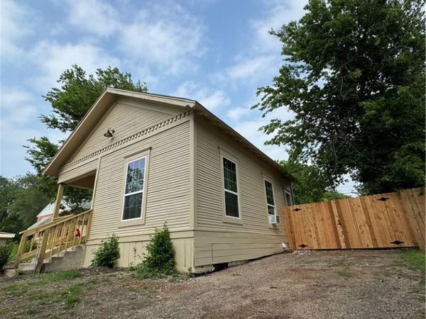 1303 S 13th Street, Temple, TX 76504