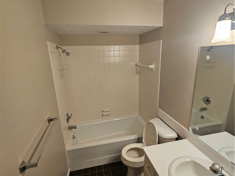 19338 Idlewood Trail, Strongsville, OH 44149 Photo 25