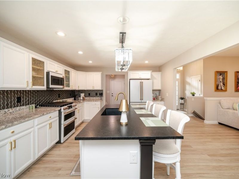 95 Muirfield Drive SE, Warren, OH 44484 Photo 12