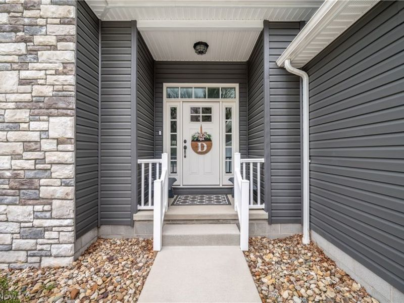 95 Muirfield Drive SE, Warren, OH 44484 Photo 3