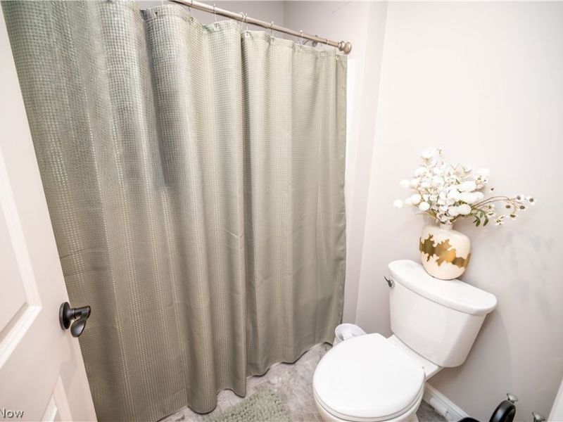 95 Muirfield Drive SE, Warren, OH 44484 Photo 30