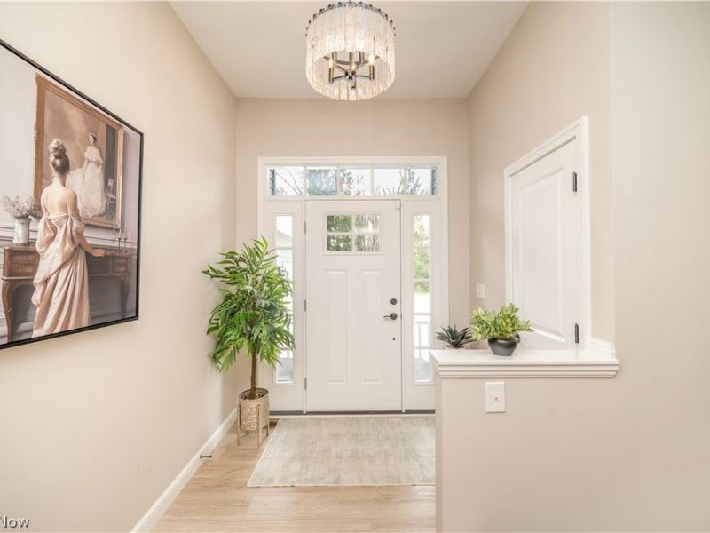 95 Muirfield Drive SE, Warren, OH 44484 Photo 8