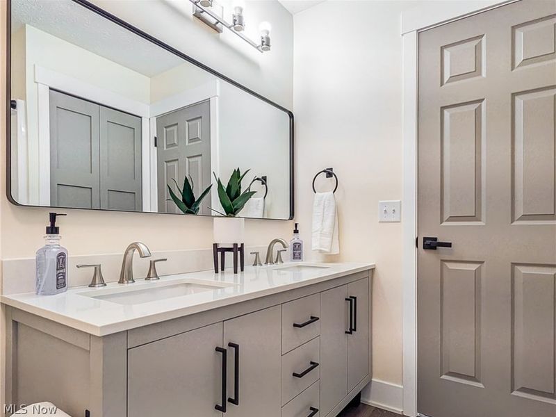 1154 Eaton Drive, Akron, OH 44312 Photo 19