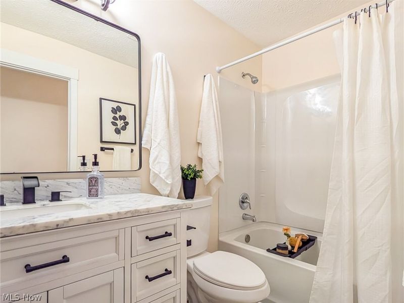 1154 Eaton Drive, Akron, OH 44312 Photo 20