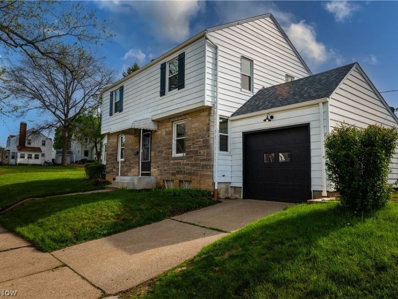 3122 Logan Avenue NW, Canton, OH 44709 Photo 2