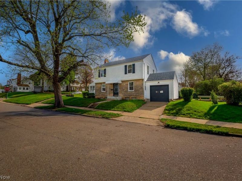 3122 Logan Avenue NW, Canton, OH 44709 Photo 3