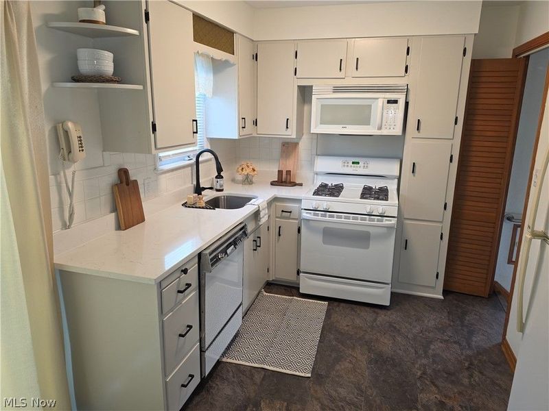 5093 Nan Linn Drive, Willoughby, OH 44094 Photo 16