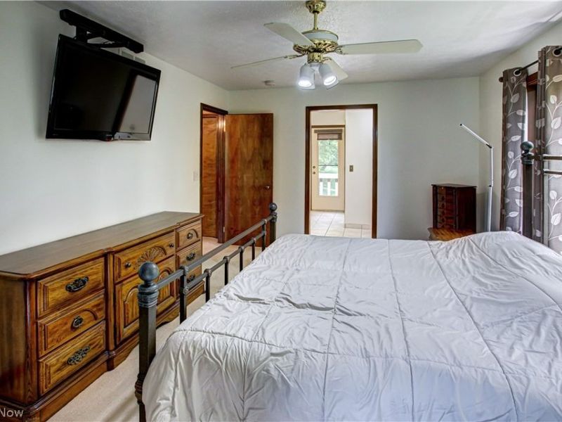 77 Carr Road, Hinckley, OH 44233 Photo 12