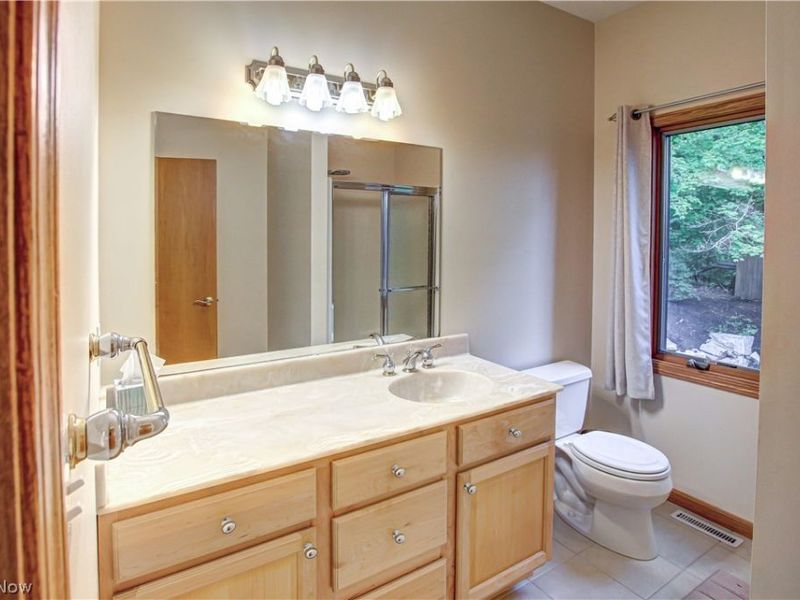 77 Carr Road, Hinckley, OH 44233 Photo 19