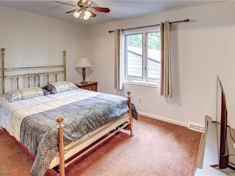 77 Carr Road, Hinckley, OH 44233 Photo 21