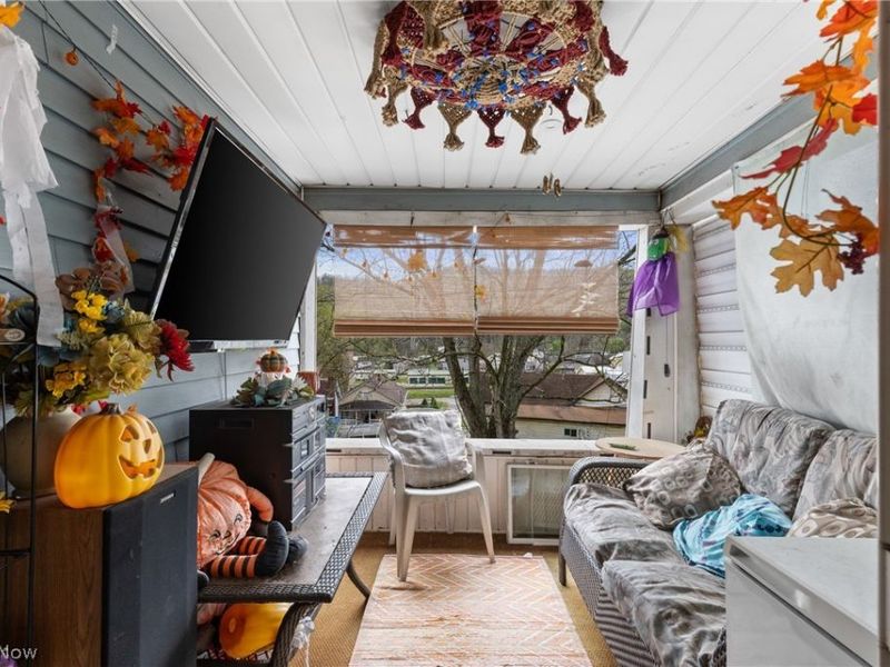 134 Coss Street , Dillonvale, OH 43917 Photo 11