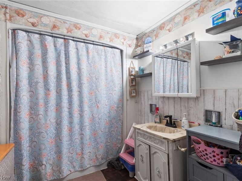 134 Coss Street , Dillonvale, OH 43917 Photo 14