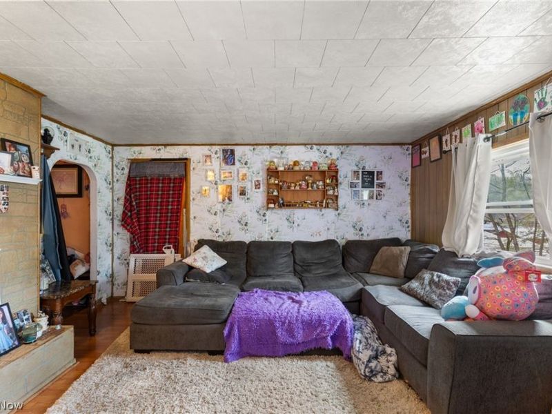 134 Coss Street , Dillonvale, OH 43917 Photo 9