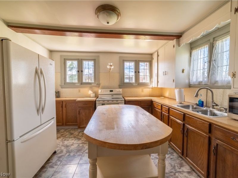 105 W Main Street, Canfield, OH 44406 Photo 14