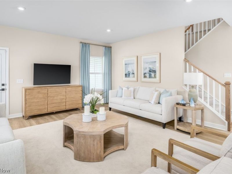 6251 Cherry Blossom Circle NW, Lehigh Township, OH 44720 Photo 4