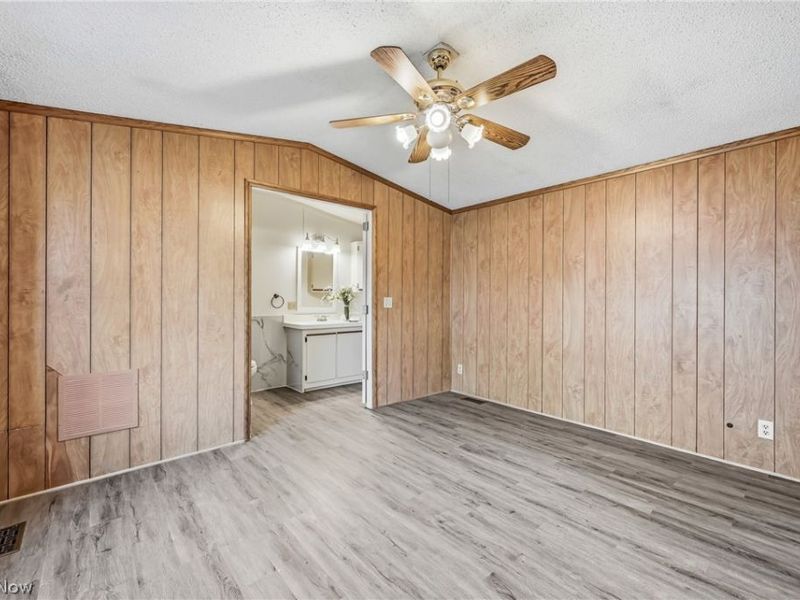 605 Sugar Pines Drive SW, Warren, OH 44481 Photo 15