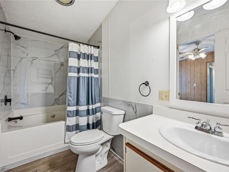 605 Sugar Pines Drive SW, Warren, OH 44481 Photo 17