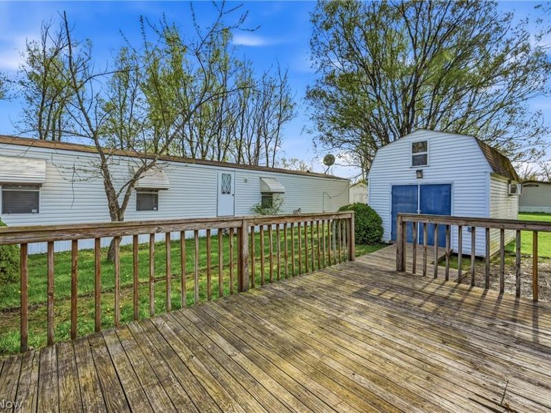 605 Sugar Pines Drive SW, Warren, OH 44481 Photo 24