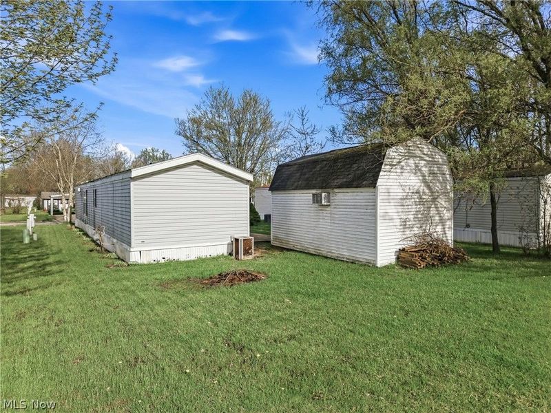 605 Sugar Pines Drive SW, Warren, OH 44481 Photo 31