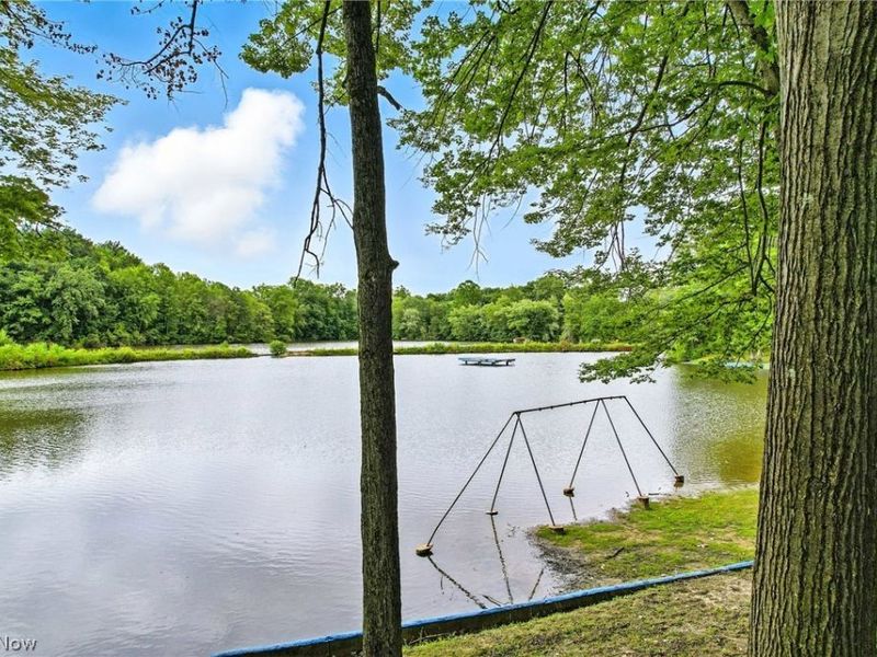 605 Sugar Pines Drive SW, Warren, OH 44481 Photo 35