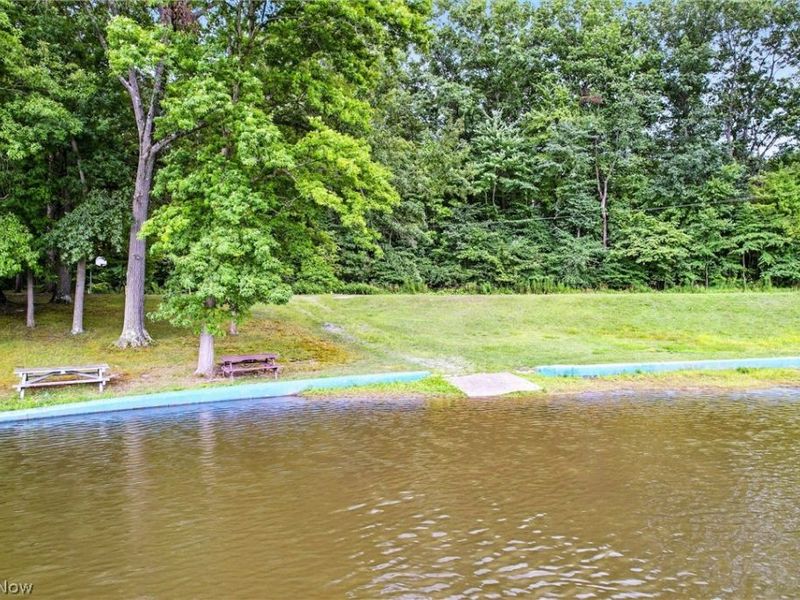 605 Sugar Pines Drive SW, Warren, OH 44481 Photo 39