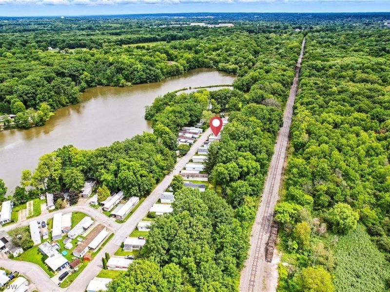 605 Sugar Pines Drive SW, Warren, OH 44481 Photo 40