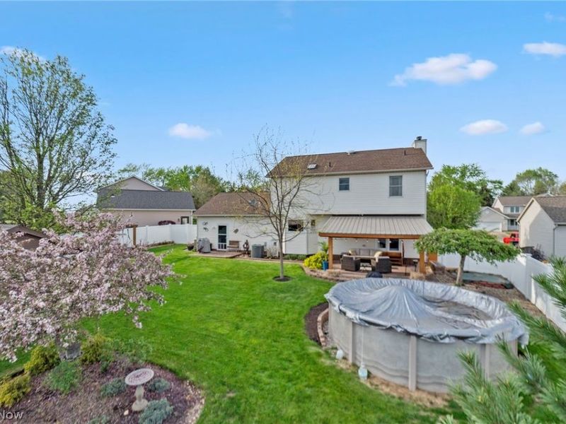 114 Shawnee Circle, Louisville, OH 44641 Photo 2