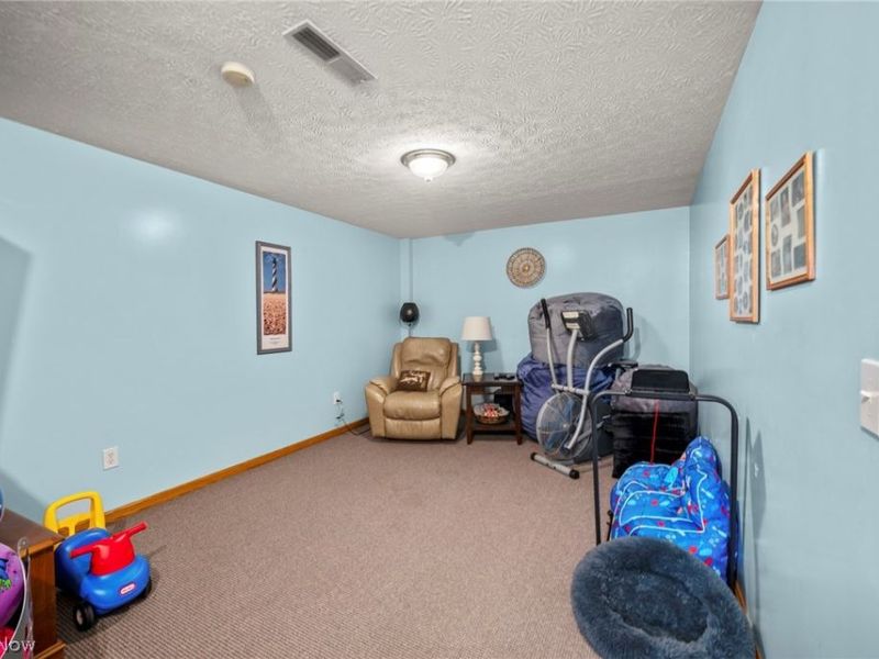 114 Shawnee Circle, Louisville, OH 44641 Photo 31