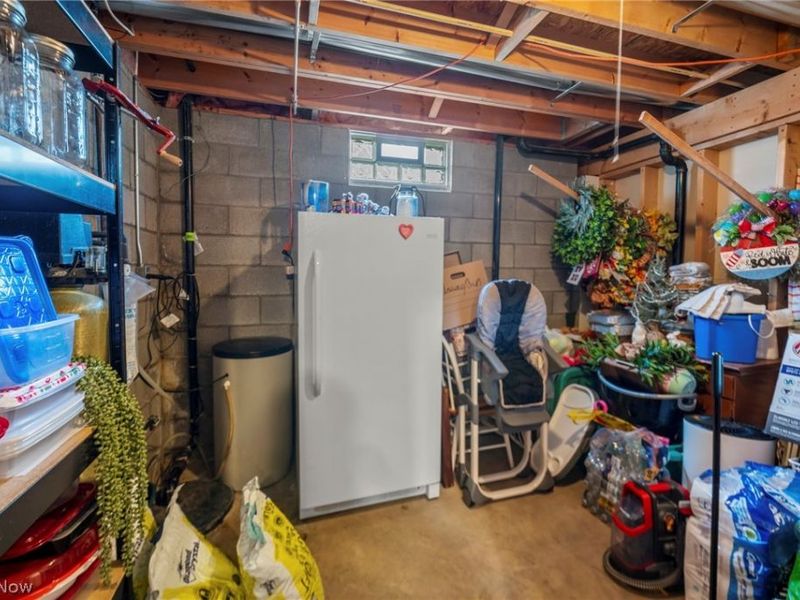 114 Shawnee Circle, Louisville, OH 44641 Photo 33