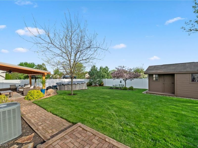 114 Shawnee Circle, Louisville, OH 44641 Photo 41