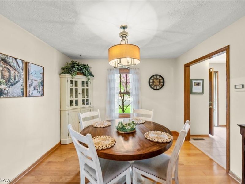 114 Shawnee Circle, Louisville, OH 44641 Photo 7