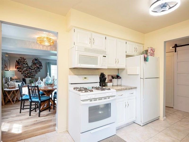 369 Quarry Lane, Unit A, Warren, OH 44483 Photo 7