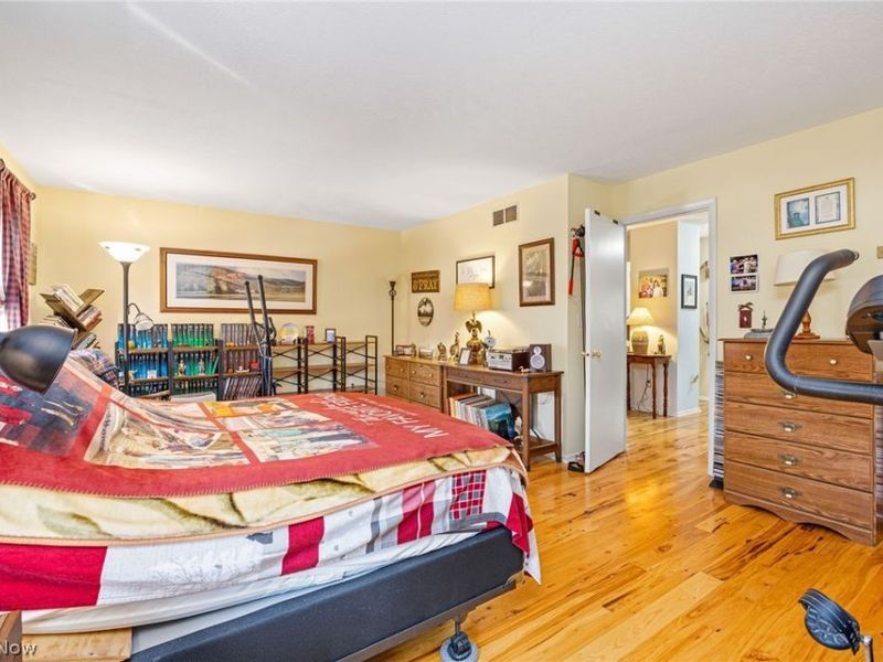 180 Lake Terrace Drive, Munroe Falls, OH 44262 Photo 24