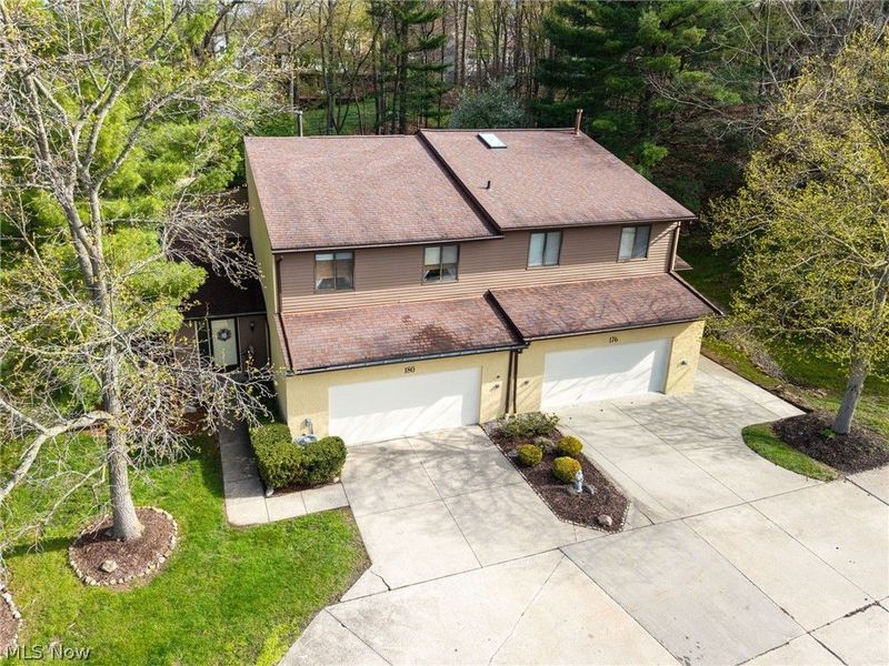 180 Lake Terrace Drive, Munroe Falls, OH 44262 Photo 3