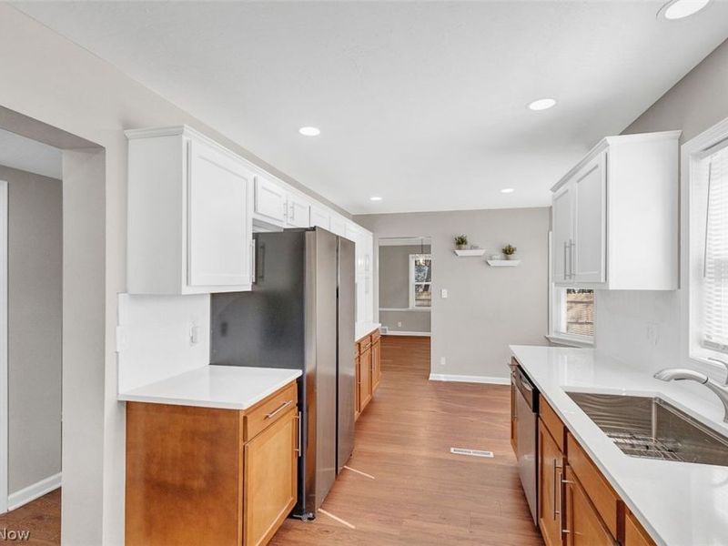 593 Mineola Avenue, Akron, OH 44320 Photo 15