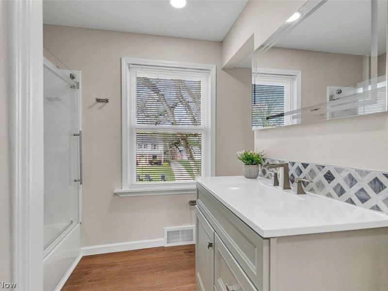 593 Mineola Avenue, Akron, OH 44320 Photo 19