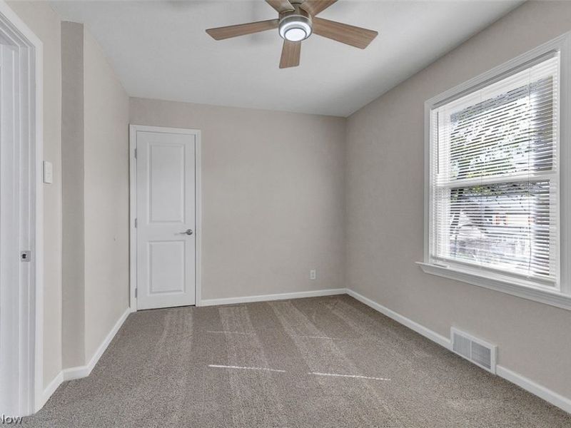 593 Mineola Avenue, Akron, OH 44320 Photo 28