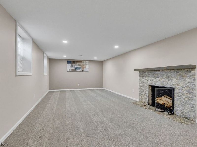 593 Mineola Avenue, Akron, OH 44320 Photo 31