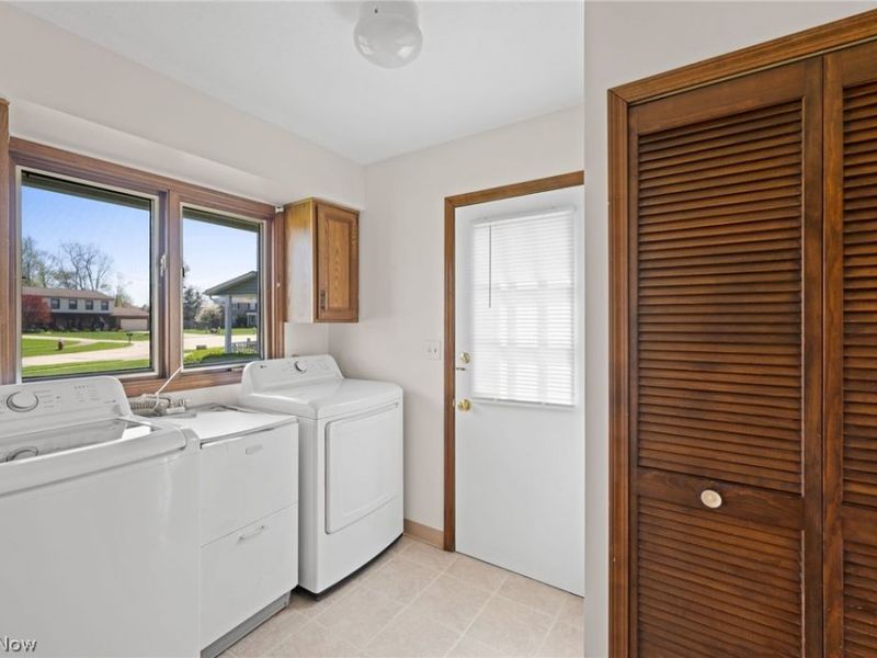 59 N Lakehurst Drive, Eastlake, OH 44095 Photo 21