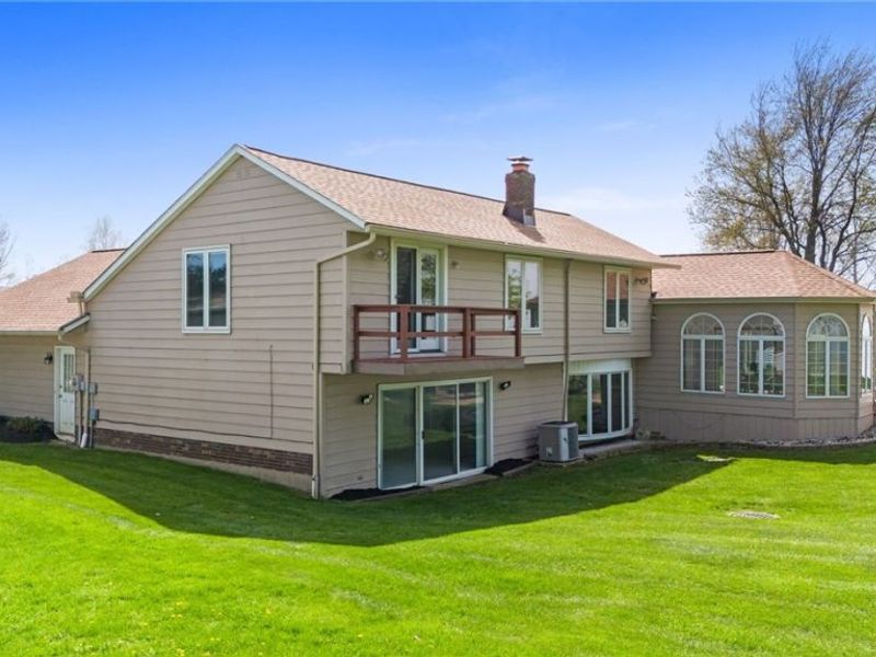 59 N Lakehurst Drive, Eastlake, OH 44095 Photo 3