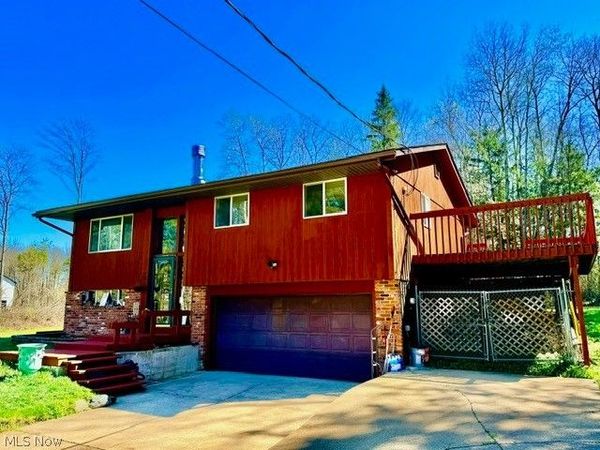 18221 Quinn Road , Chagrin Falls, OH 44023