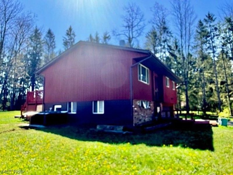 18221 Quinn Road, Chagrin Falls, OH 44023 Photo 2