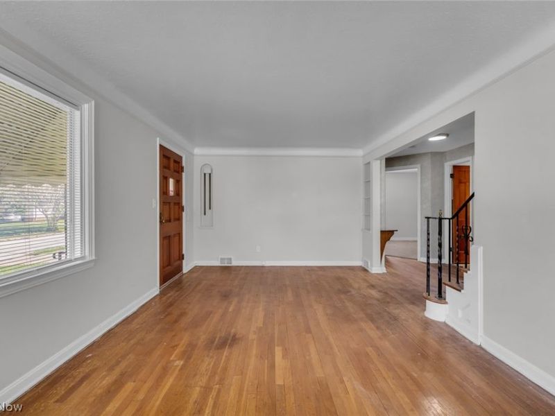 226 E 242nd Street, Euclid, OH 44123 Photo 12