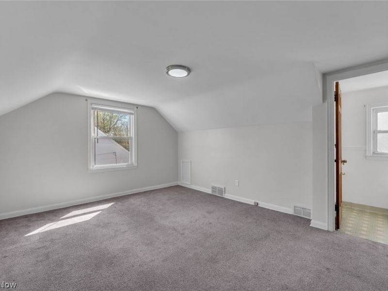 226 E 242nd Street, Euclid, OH 44123 Photo 24