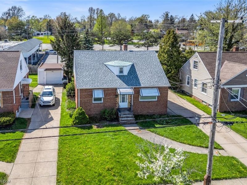 226 E 242nd Street, Euclid, OH 44123 Photo 3