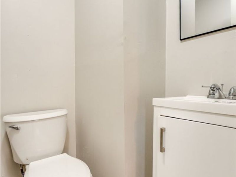 15413 Raymond Street , Maple Heights, OH 44137 Photo 33