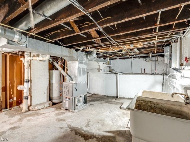 15413 Raymond Street , Maple Heights, OH 44137 Photo 37